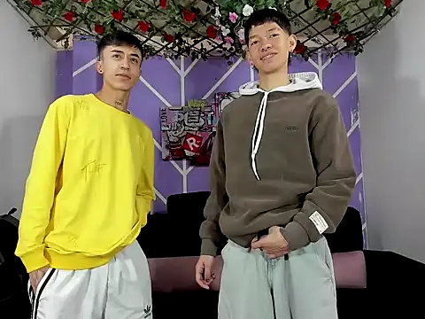 heyy noah11 online show from 8, 2, 2026