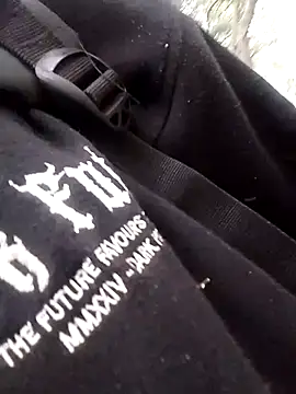 Snapshot of heyy_noah11 chatting on 12, 10, 2025 heyy noah11 online show from 12, 10, 2025