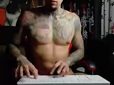 Snapshot of Molotov_Explosive chatting on 30, 10, 2025 Molotov Explosive online show from 30, 10, 2025