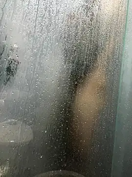 Snapshot of Molotov_Explosive chatting on 15, 11, 2025 Molotov Explosive online show from 15, 11, 2025