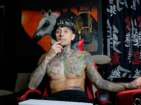 Snapshot of Molotov_Explosive chatting on 22, 10, 2025 Molotov Explosive online show from 22, 10, 2025