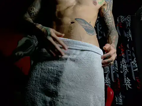 Snapshot of Molotov_Explosive chatting on 29, 10, 2025 Molotov Explosive online show from 29, 10, 2025