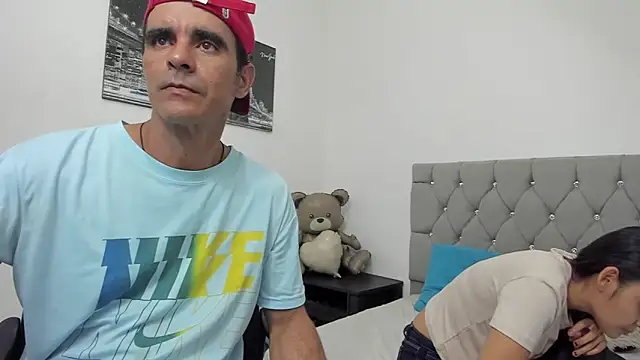 Sofi And Santy online show from 19, 2, 2026