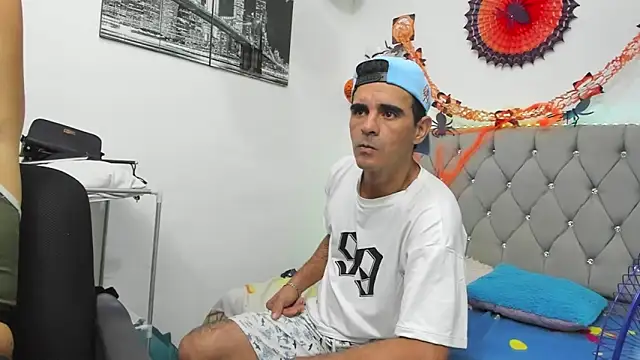 Sofi And Santy online show from 3, 11, 2025