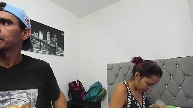 Sofi And Santy online show from 1, 2, 2026