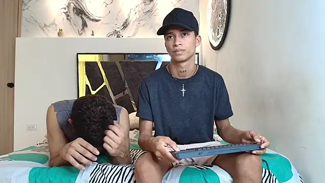 Snapshot of EMPIRE_BOYS1 chatting on 26, 11, 2025 EMPIRE BOYS1 online show from 26, 11, 2025