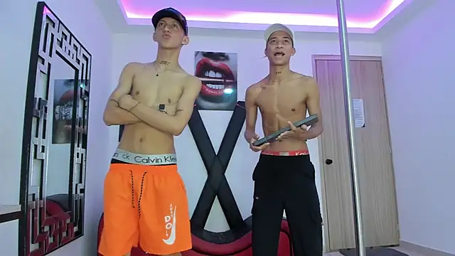 Snapshot of EMPIRE_BOYS1 chatting on 12, 11, 2025 EMPIRE BOYS1 online show from 12, 11, 2025