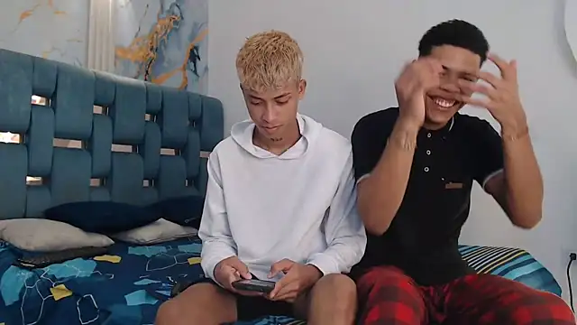 EMPIRE BOYS1 online show from 28, 3, 2026