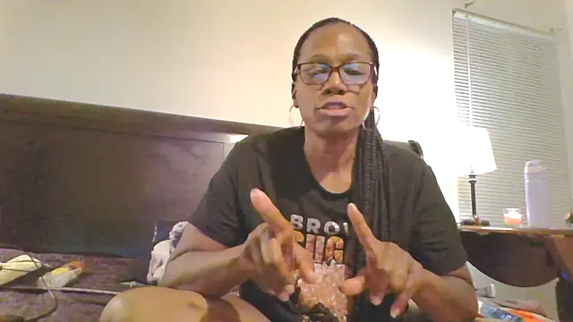 SweetCandy85 online show from 3, 11, 2025