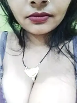 kiara-simmi online show from 29, 10, 2025