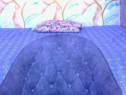 hii tanisha online show from 2, 4, 2026