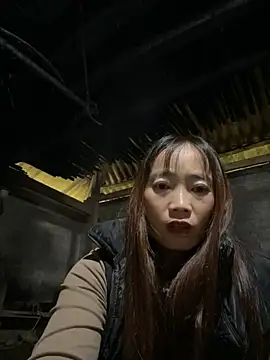 Snapshot of Maymay__ chatting on 22, 10, 2025 Maymay   online show from 22, 10, 2025