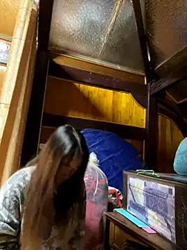 Snapshot of Maymay__ chatting on 25, 10, 2025 Maymay   online show from 25, 10, 2025