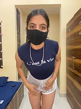 deepikaa aroraa online show from 25, 11, 2025