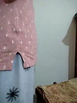 Tanha18 online show from 26, 10, 2025