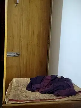 Tanha18 online show from 18, 12, 2025