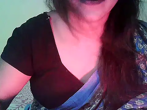 Snapshot of Model_Srinika chatting on 24, 10, 2025 Model Srinika online show from 24, 10, 2025