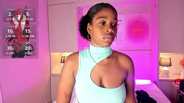 Snapshot of MaraBaker chatting on 11, 11, 2025 MaraBaker online show from 11, 11, 2025