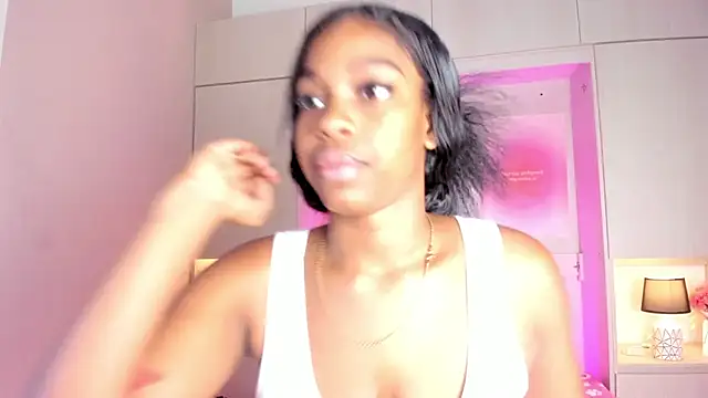 Snapshot of MaraBaker chatting on 29, 11, 2025 MaraBaker online show from 29, 11, 2025