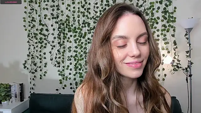 sweet and flirt online show from 29, 10, 2025