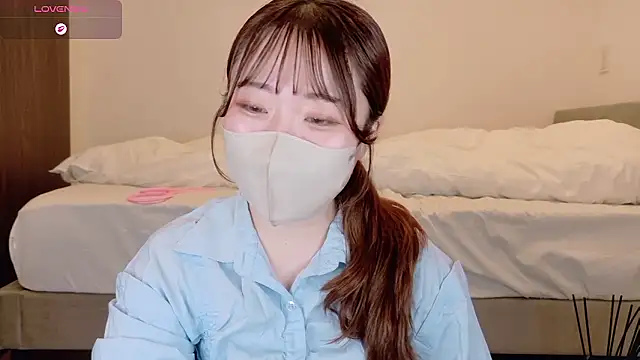 Snapshot of yura_ra_ra chatting on 7, 6, 2026 yura ra ra online show from 7, 6, 2026