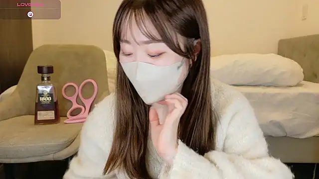 Snapshot of yura_ra_ra chatting on 22, 5, 2026 yura ra ra online show from 22, 5, 2026