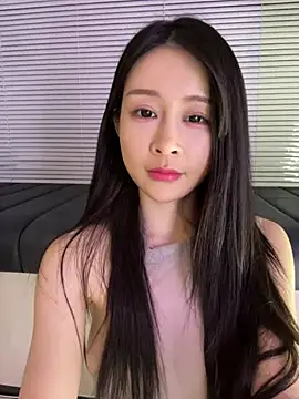 yiyi 3523 online show from 19, 7, 2026