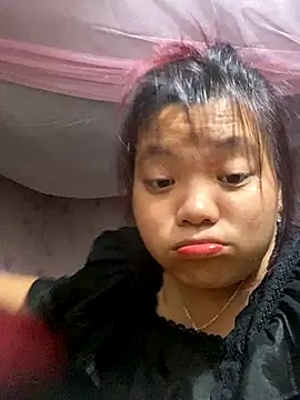 Snapshot of minyka chatting on 12, 10, 2025 minyka online show from 12, 10, 2025