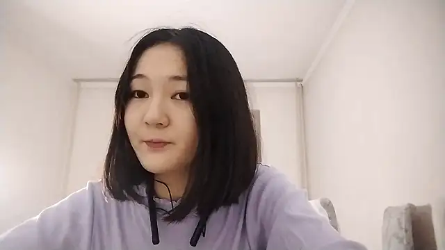 Lyndasilk online show from 28, 10, 2025