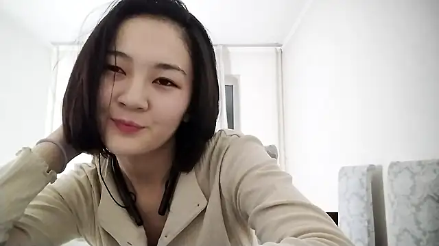 Lyndasilk online show from 22, 11, 2025