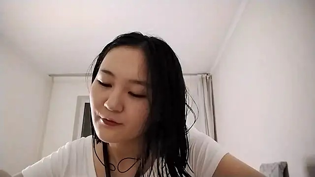 Lyndasilk online show from 16, 10, 2025