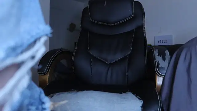 BellaBlueBBW online show from 18, 2, 2026