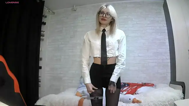 Snapshot of AmeeDelmonace chatting on 14, 10, 2025 AmeeDelmonace online show from 14, 10, 2025