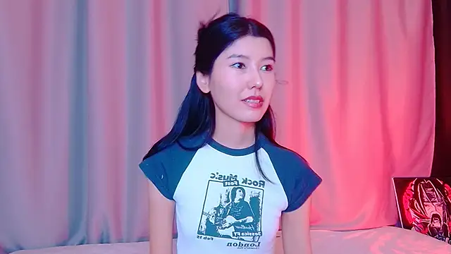 Snapshot of sunarinsun chatting on 23, 11, 2025 sunarinsun online show from 23, 11, 2025