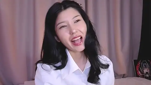 Snapshot of sunarinsun chatting on 6, 4, 2026 sunarinsun online show from 6, 4, 2026