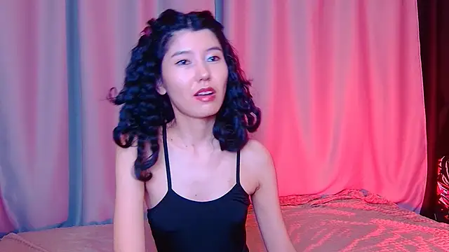 Snapshot of sunarinsun chatting on 14, 11, 2025 sunarinsun online show from 14, 11, 2025