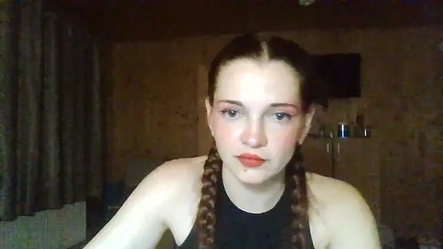 Snapshot of AmeliieLaFleur chatting on 4, 6, 2026 AmeliieLaFleur online show from 4, 6, 2026