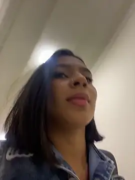 AlyssaRay online show from 20, 2, 2026