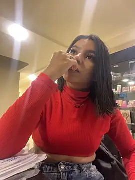 AlyssaRay online show from 4, 6, 2026