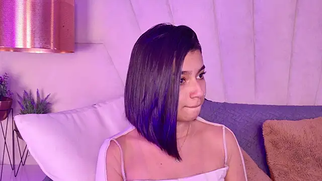 AlyssaRay online show from 19, 12, 2025