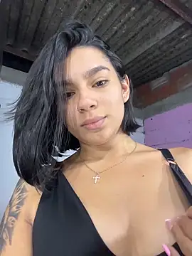 AlyssaRay online show from 24, 2, 2026