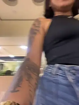 AlyssaRay online show from 22, 4, 2026