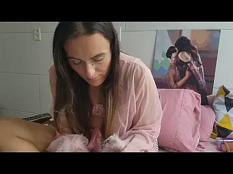CllarinhaCortes online show from 21, 4, 2026