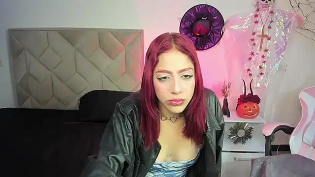 Snapshot of Vicky_Boop chatting on 13, 10, 2025 Vicky Boop online show from 13, 10, 2025