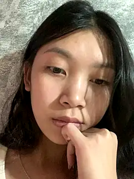 Snapshot of linh-lan1 chatting on 12, 10, 2025 linh-lan1 online show from 12, 10, 2025