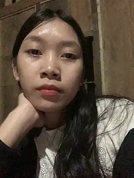 linh-lan1 online show from 2, 11, 2025