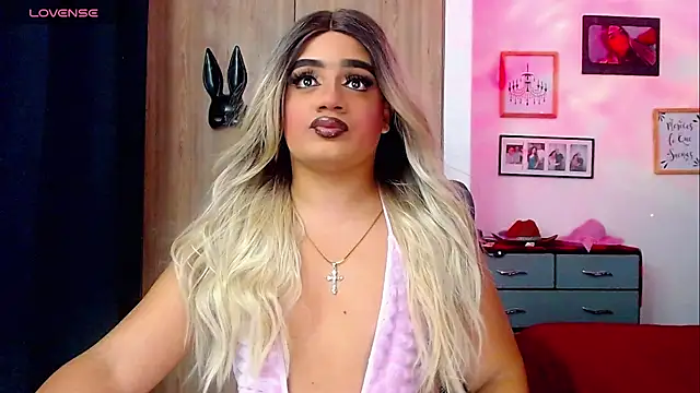 Sofiabigcock22 online show from 18, 12, 2025