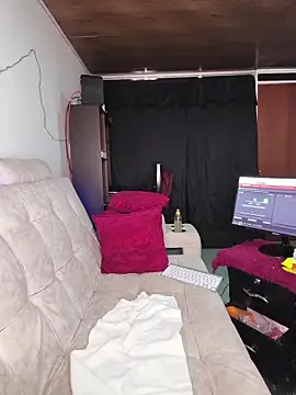 kitten25-hott online show from 21, 11, 2025