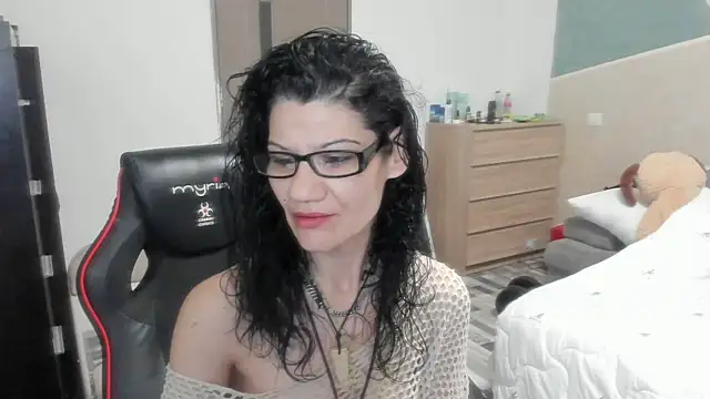 SweetSin40 online show from 20, 3, 2026