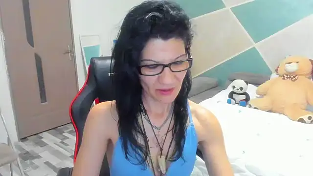 SweetSin40 online show from 6, 4, 2026